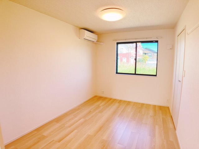 その他部屋・スペース　個人の部屋や寝室としても使える洋室★