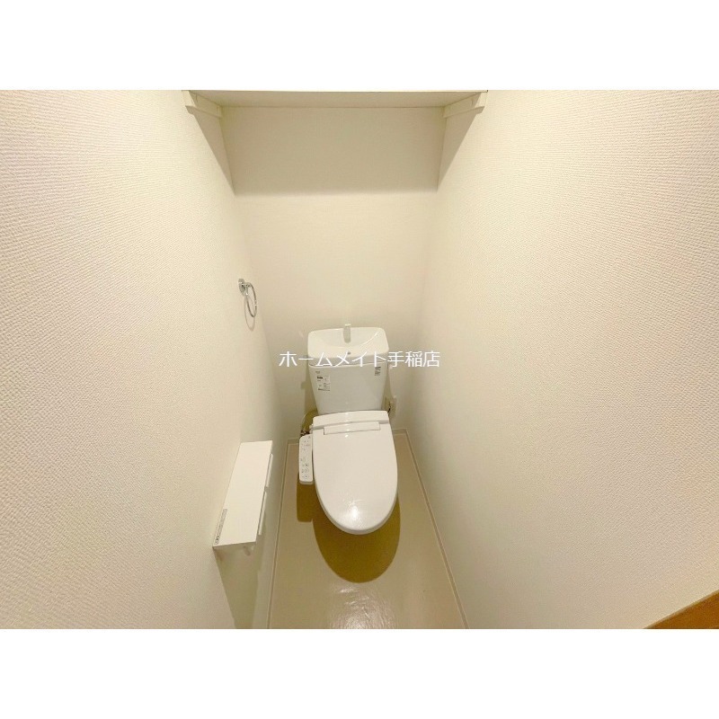 トイレ　温水洗浄暖房便座です！