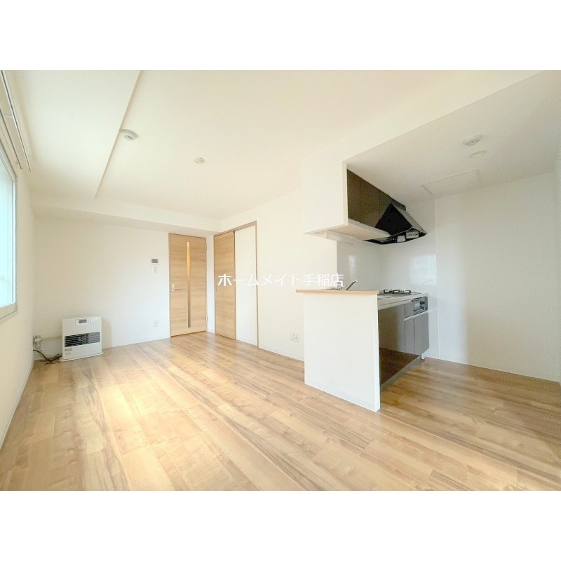 居室・リビング　広々リビングです！