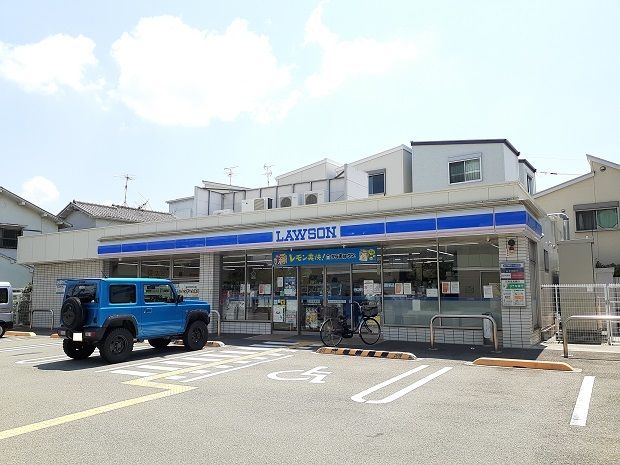 コンビニ　ローソン豊中南町西五丁目店（コンビニ）まで180m
