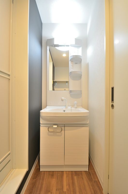 洗面設備　他物件参考写真