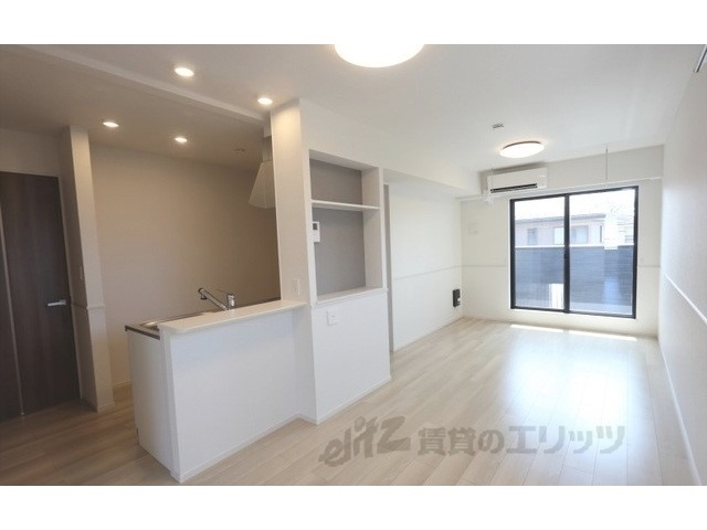 居室・リビング　同仕様