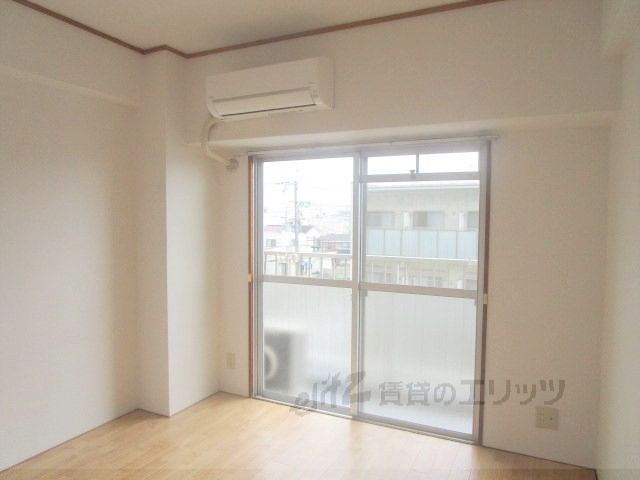 居室・リビング　洋室