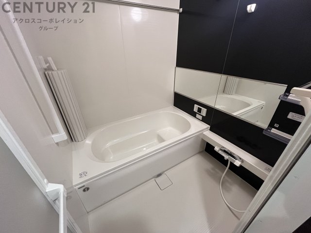 バス・シャワールーム　浴室乾燥付きお風呂付です♪