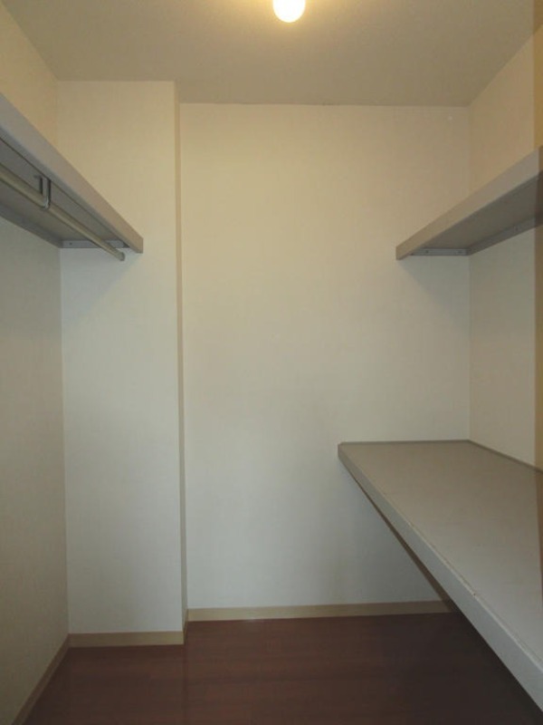 収納　図面と現状に相違がある場合には現状を優先