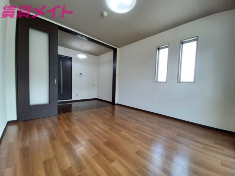 居室・リビング　同物件・同型になります