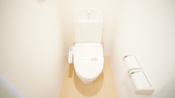 トイレ　シャワー付きトイレ