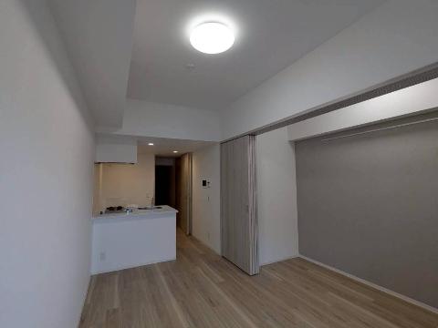 居室・リビング　反転