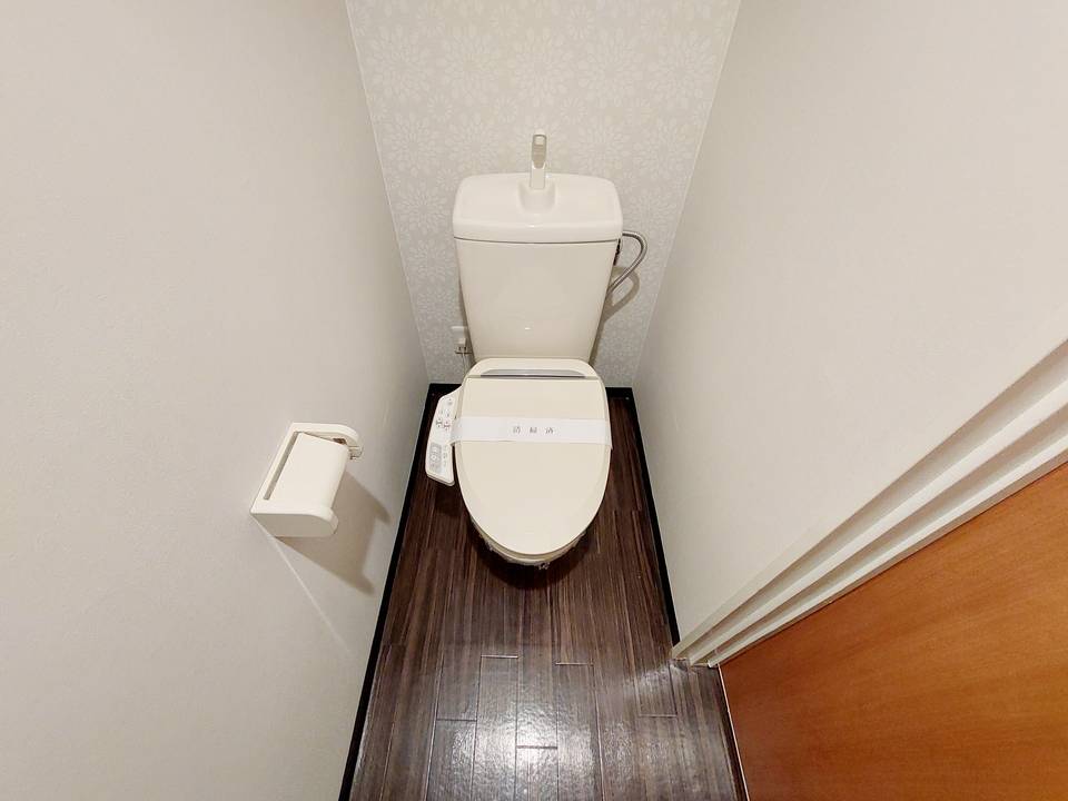 トイレ　トイレ