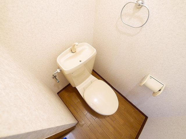 トイレ　落ち着いたトイレです
