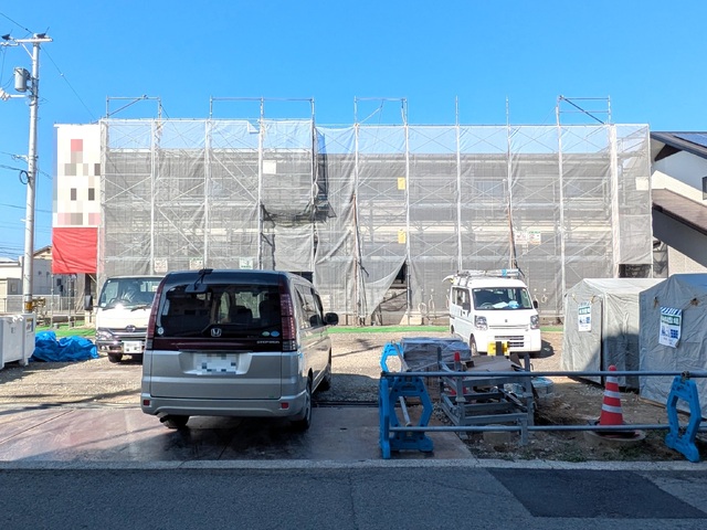 建物外観　建築中