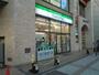 コンビニ　ファミリーマート 志木駅東口店（コンビニ）まで303m