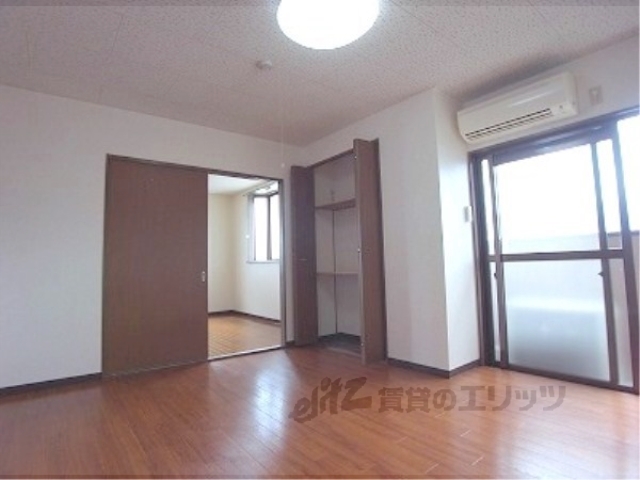 居室・リビング　洋室