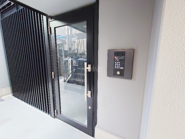 エントランス　こちらが入口です☆