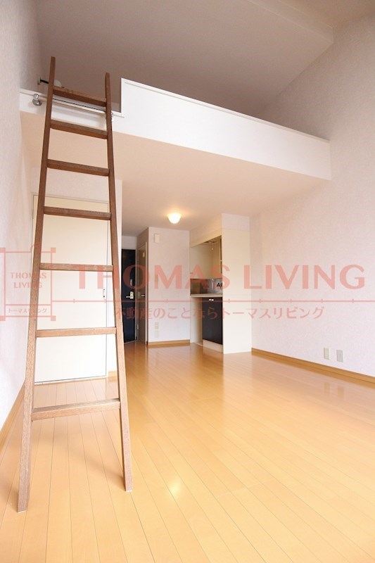 居室・リビング　人気のロフト付き。