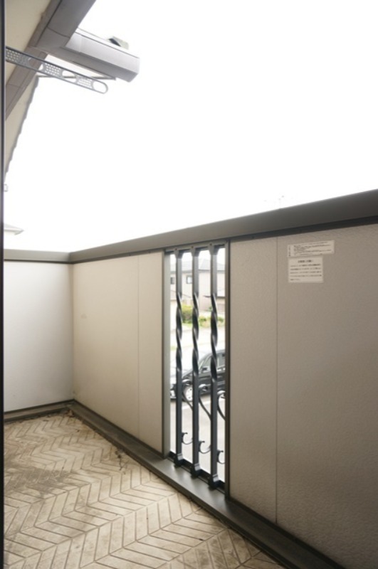 バルコニー　図面と現状に相違がある場合には現状を優先