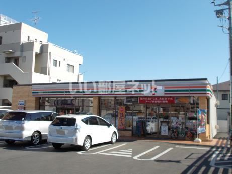 コンビニ　セブンイレブン 土浦港町1丁目店（コンビニ）まで405m