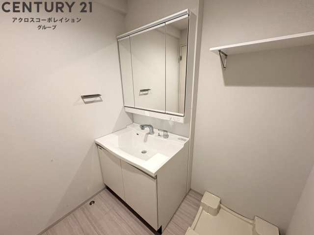 洗面設備　独立洗面台ついてます！