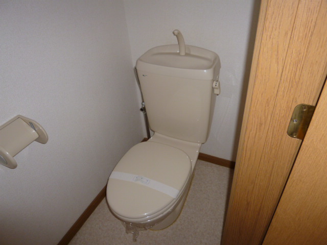 トイレ　シャワー付きトイレに変更