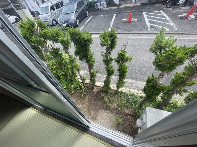 バルコニー　専用庭