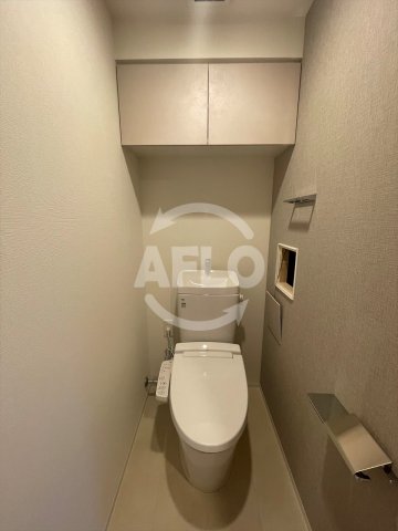 トイレ　コンフォリア・リヴ博労町一丁目Q　トイレ