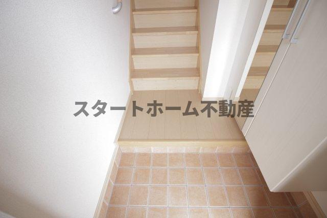 玄関　落ち着いた玄関です