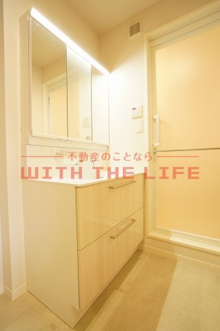 洗面設備　朝の身支度には欠かせない独立洗面化粧台