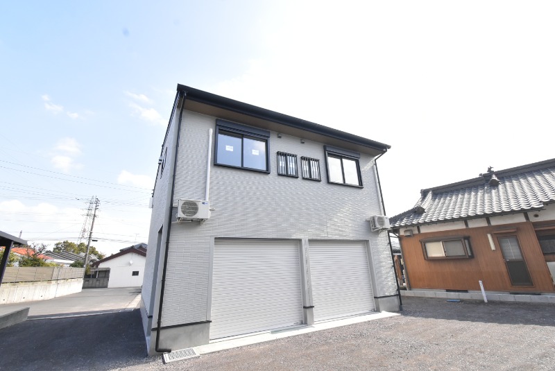 建物外観　建築中