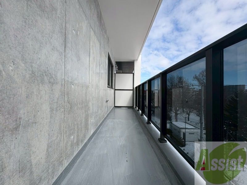 バルコニー　バルコニーです。洗濯物を干したり一息ついたりできますね！