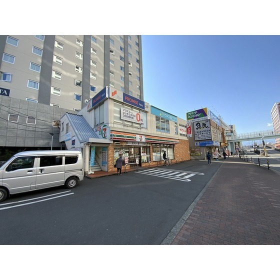 コンビニ　セブンイレブン海老名中央３丁目店（コンビニ）まで397m