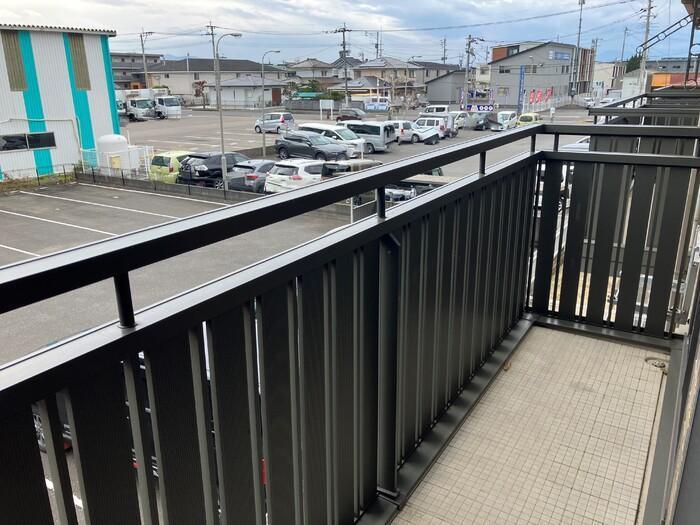 バルコニー　バルコニー