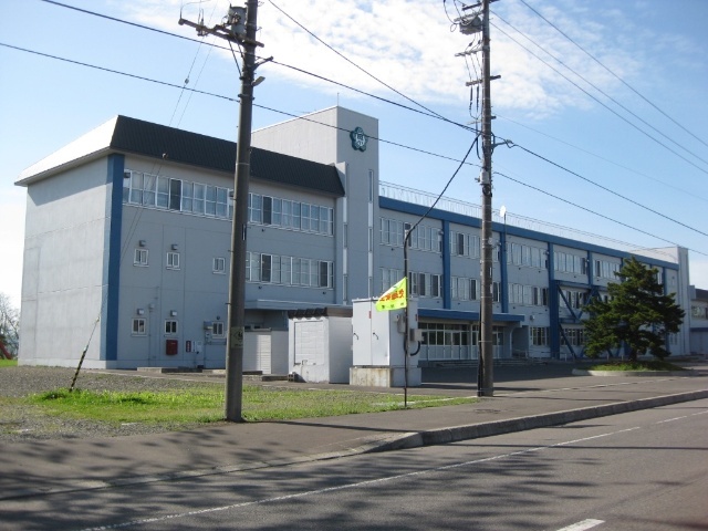小学校　砂川市立砂川小学校（小学校）まで551m