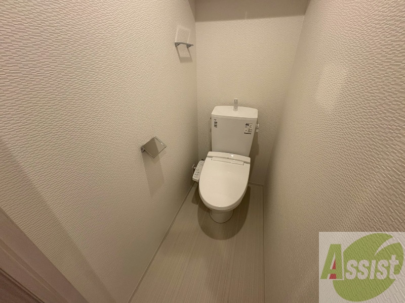 トイレ　シャワートイレになっているので快適です！