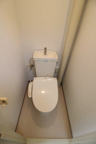 トイレ　※別部屋写真