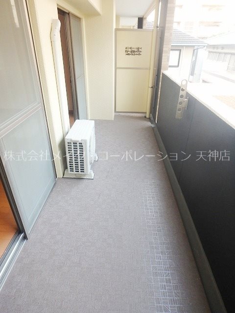 バルコニー