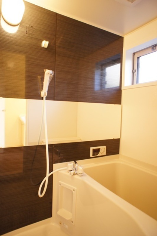 バス・シャワールーム　図面と現状に相違がある場合には現状を優先