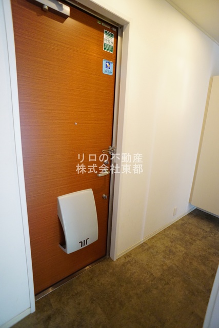 玄関　玄関スペース広めなのでゆったりとお出掛け準備できます♪