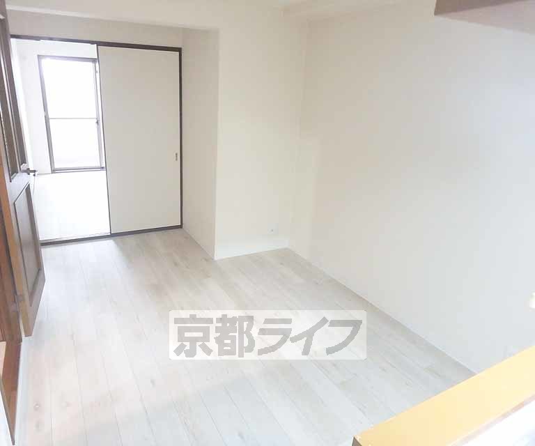 居室・リビング　綺麗なお部屋です。