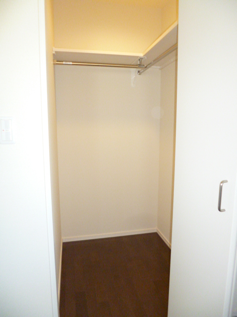 収納　★収納豊富のウォークインクローゼット★