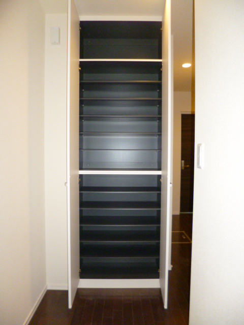 玄関　★大型シューズＢＯＸ★