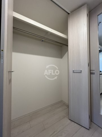 収納　ワールドアイ難波citygate　クローゼット