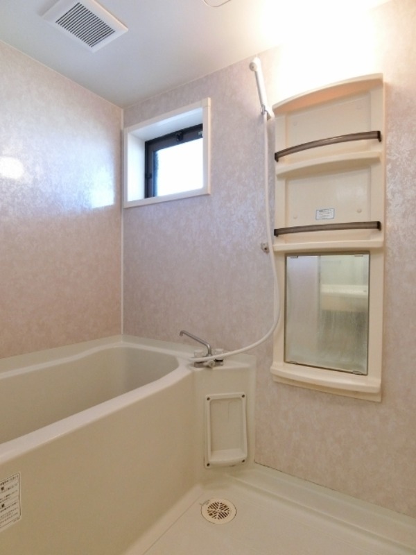 バス・シャワールーム　図面と現状に相違がある場合には現状を優先