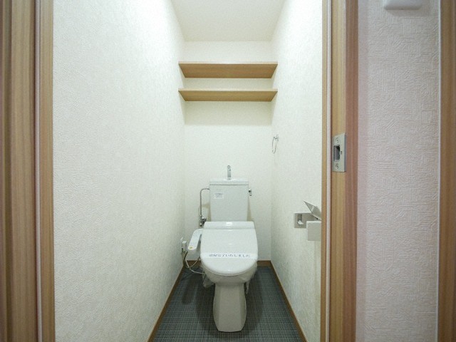 トイレ　トイレ