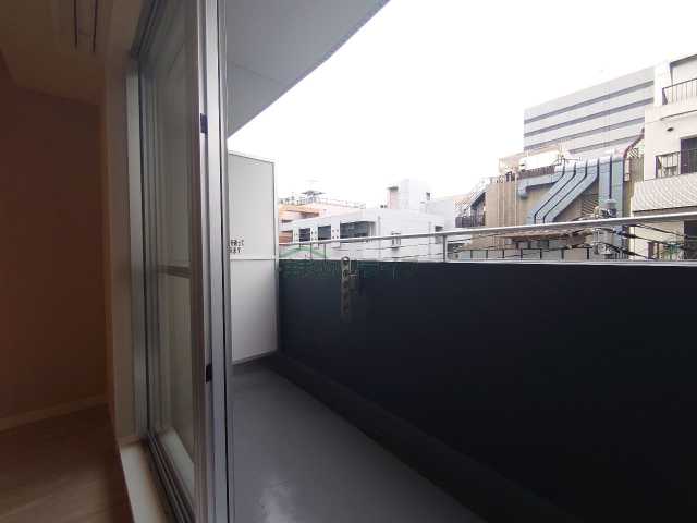 バルコニー　ヴァンテ・アン神楽坂