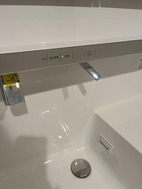 その他　洗面水栓　自動水栓