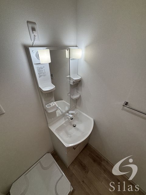 洗面設備　同仕様