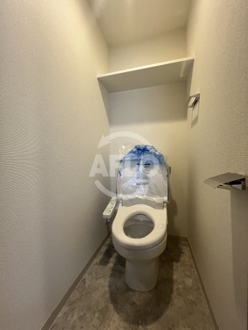 トイレ　エステムコート新大阪XVIパルス　トイレ