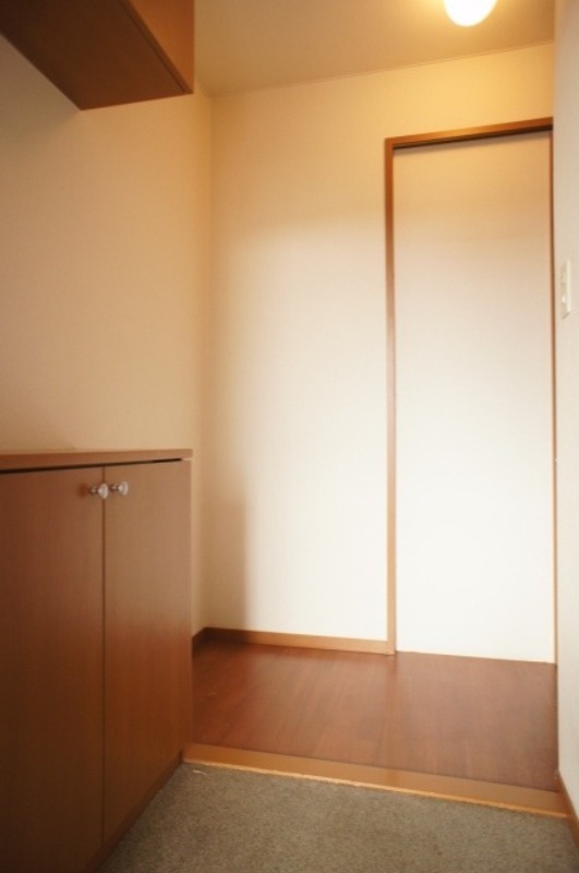 玄関　図面と現状に相違がある場合には現状を優先