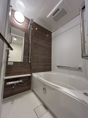 バス・シャワールーム　お風呂で日々の疲れを落としましょう