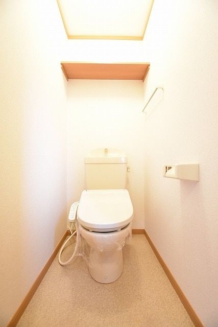 トイレ　他号室参考画像